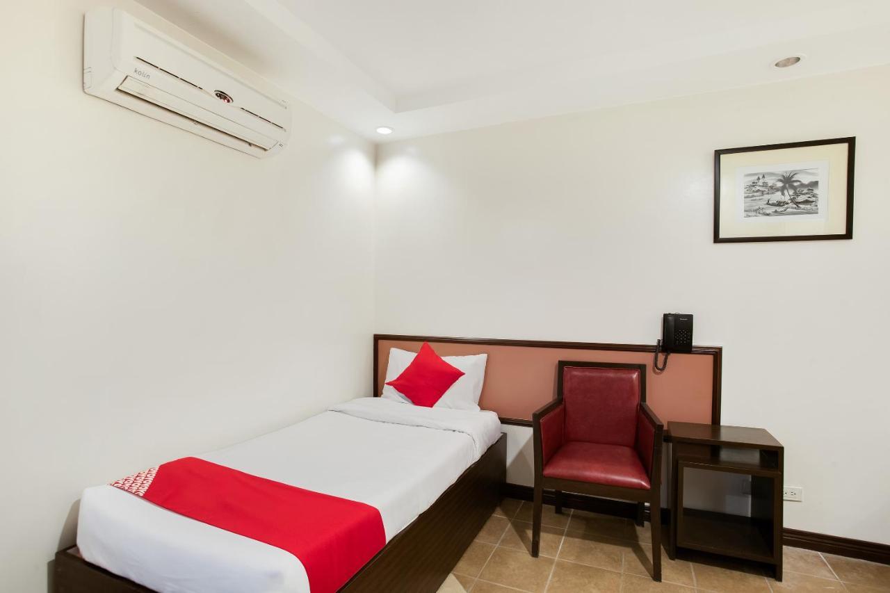 Oyo 394 Tagaytay Haven Hotel - Mendez Tagaytay City Esterno foto