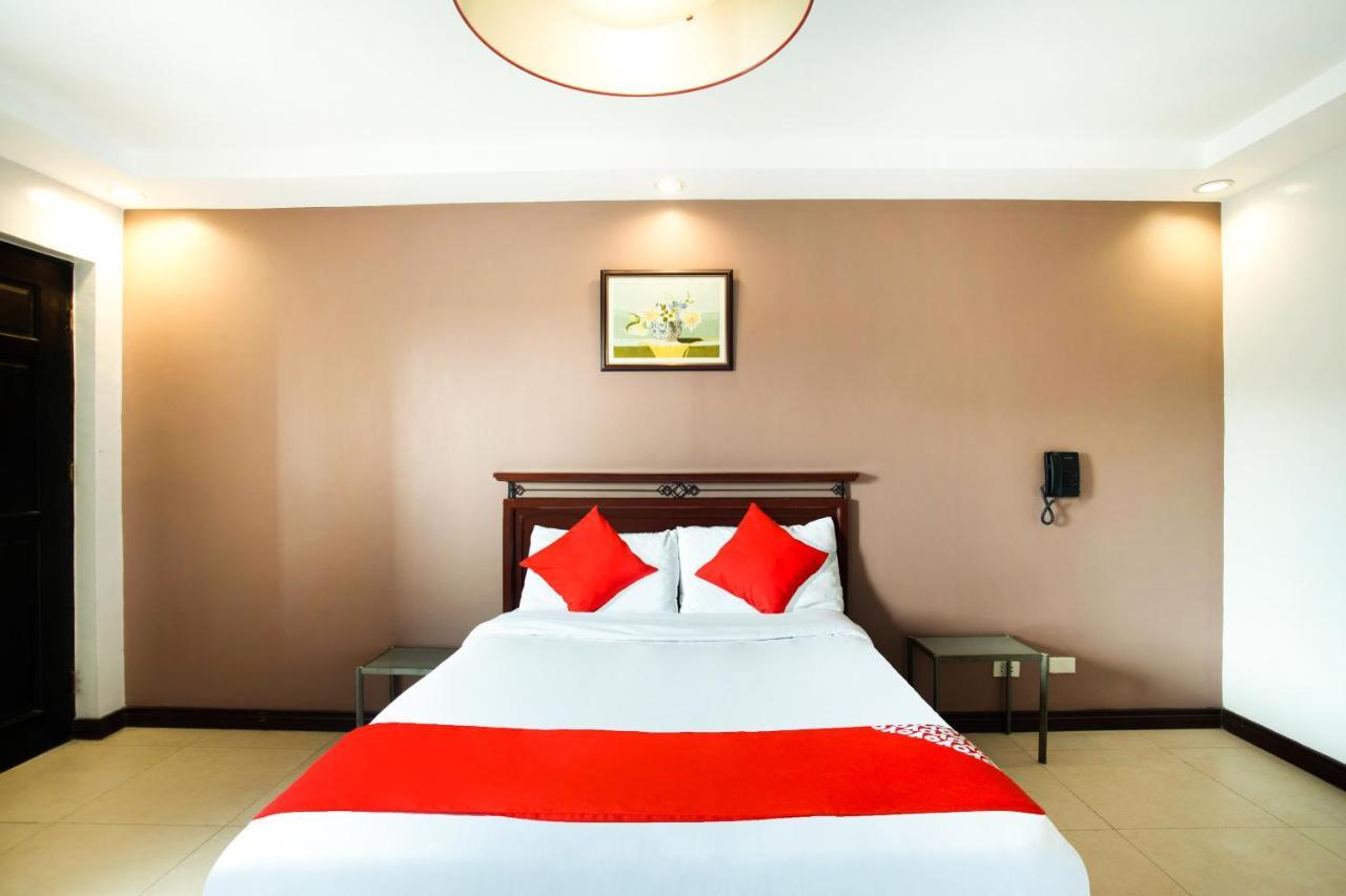 Oyo 394 Tagaytay Haven Hotel - Mendez Tagaytay City Esterno foto