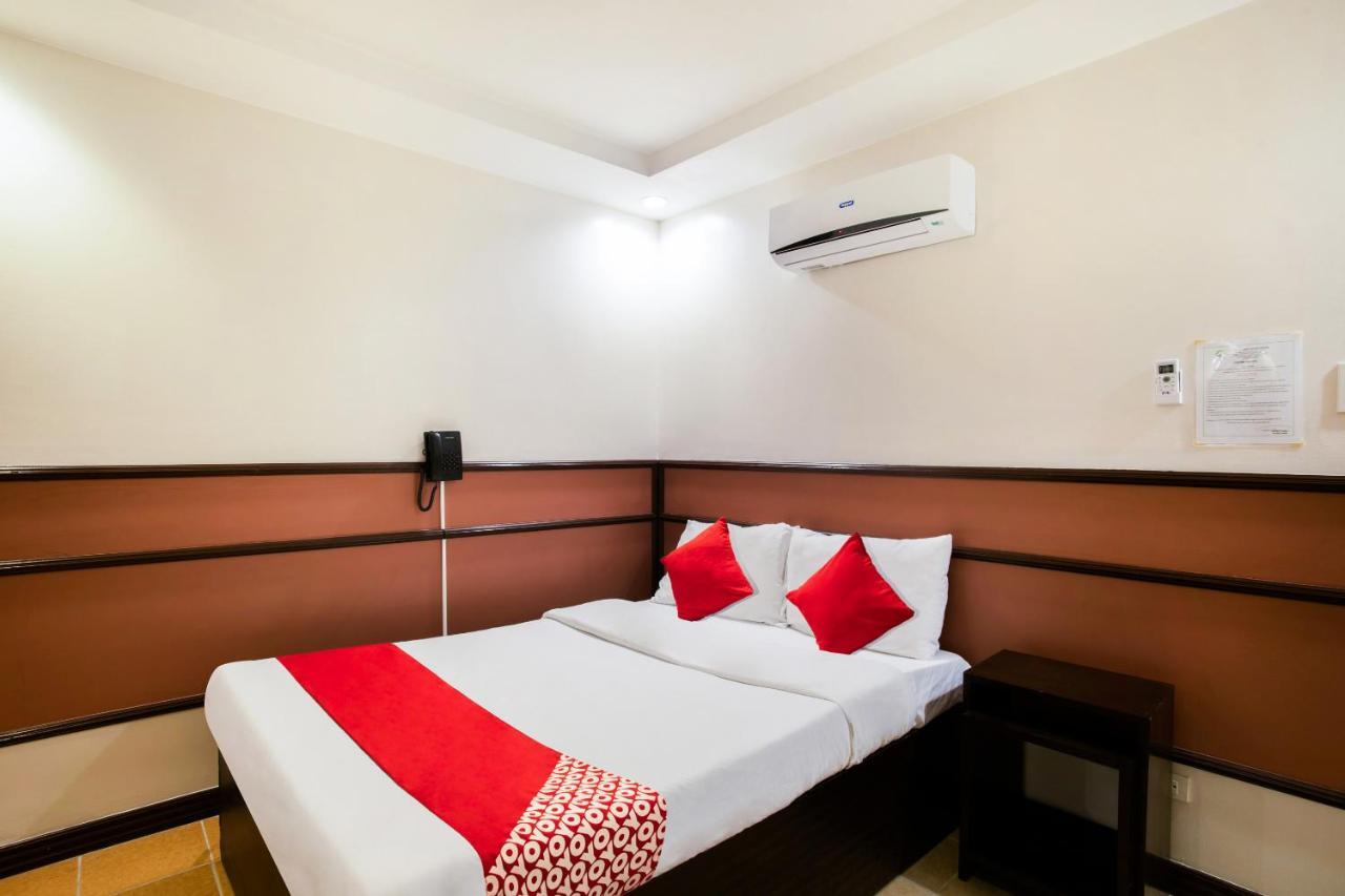 Oyo 394 Tagaytay Haven Hotel - Mendez Tagaytay City Esterno foto